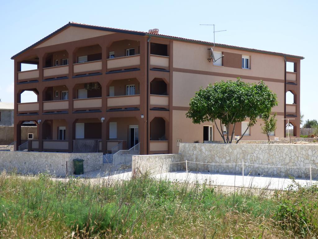 Apartments Glasnovic Vir Extérieur photo