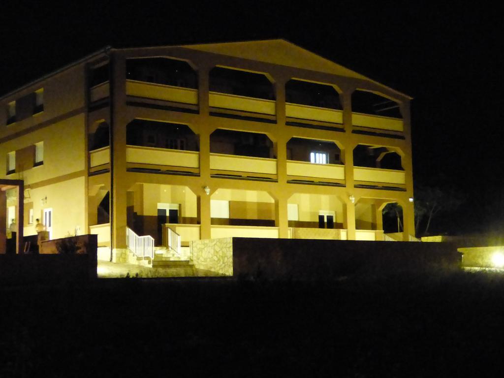 Apartments Glasnovic Vir Extérieur photo