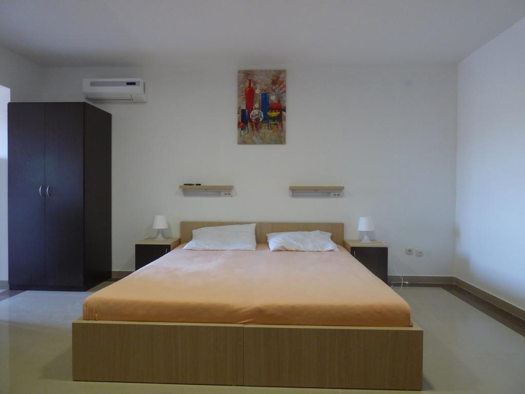 Apartments Glasnovic Vir Chambre photo